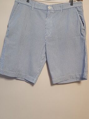 Old Navy Blue and White Cotton Seersucker Striped Shorts Size 36 Waist Mens